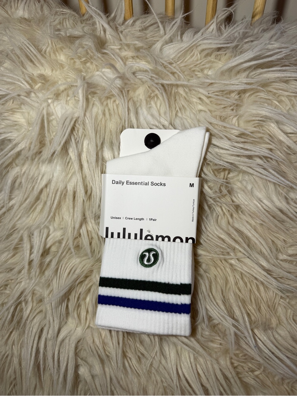 Lululemon NWT Unisex Daily Essential Crew Socks size M white